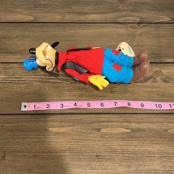 Vintage Walt Disney production’s plastic Goofy doll 9” - Picture 9 of 11